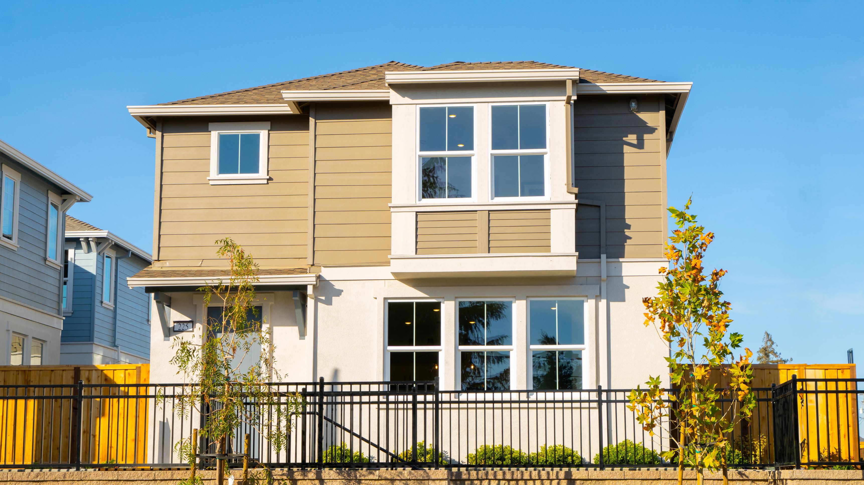 0070 225 Octopus Street