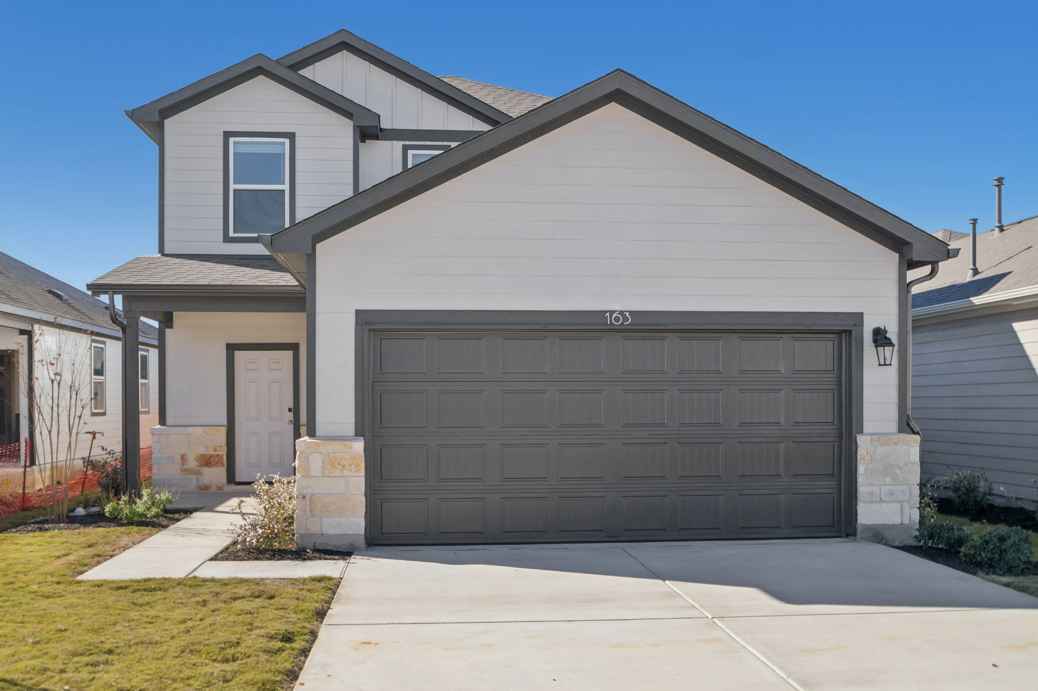 5T5 163 Two Bits Lane