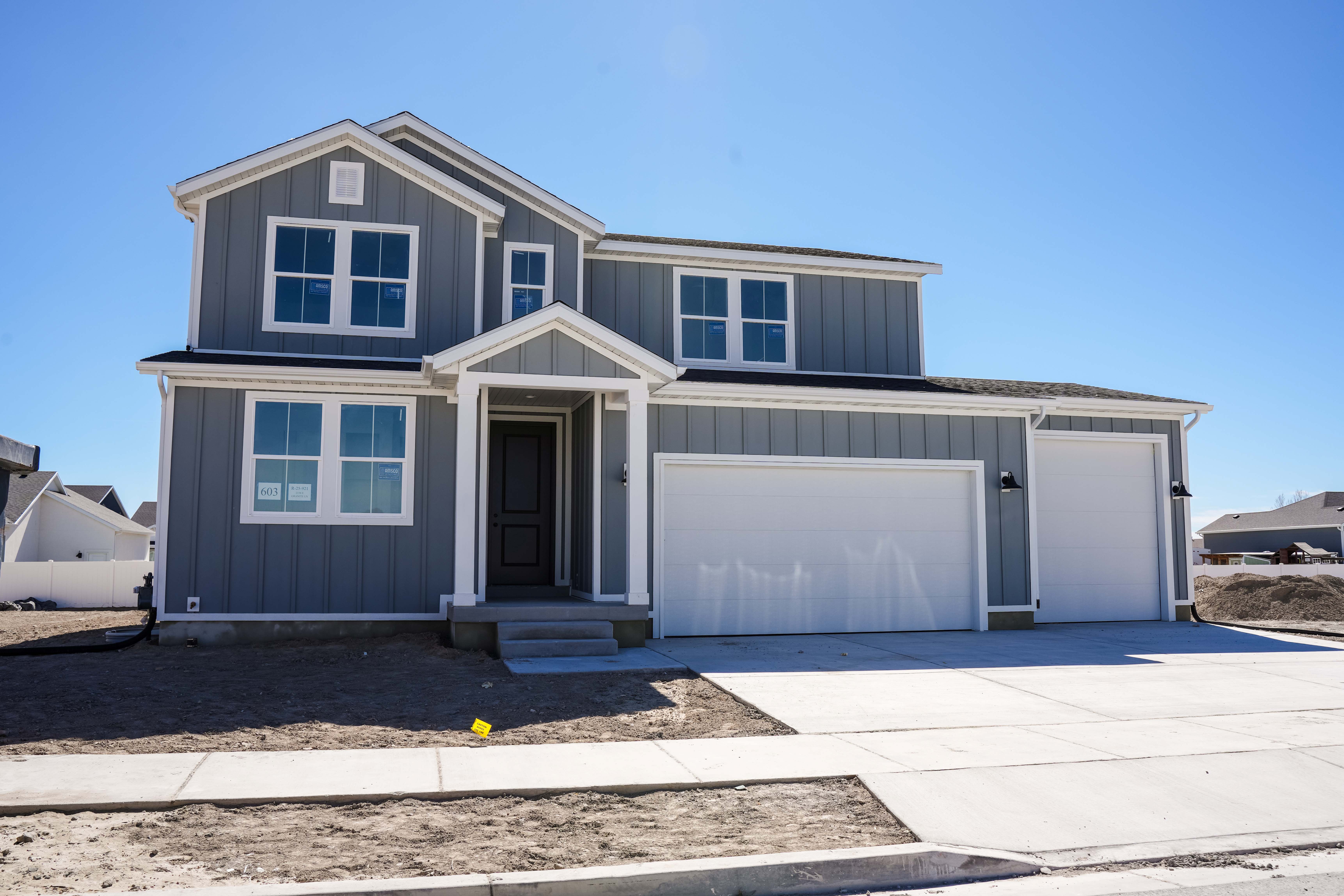 0603 2158 E Granite Lane